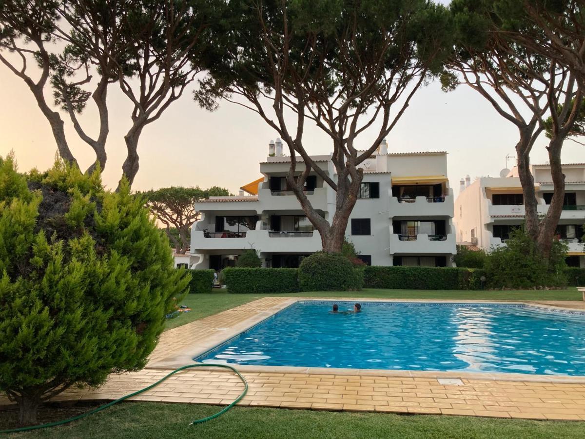 Solar Dos Pinheiros Lc 303 Apartment กัวเตย์รา ภายนอก รูปภาพ